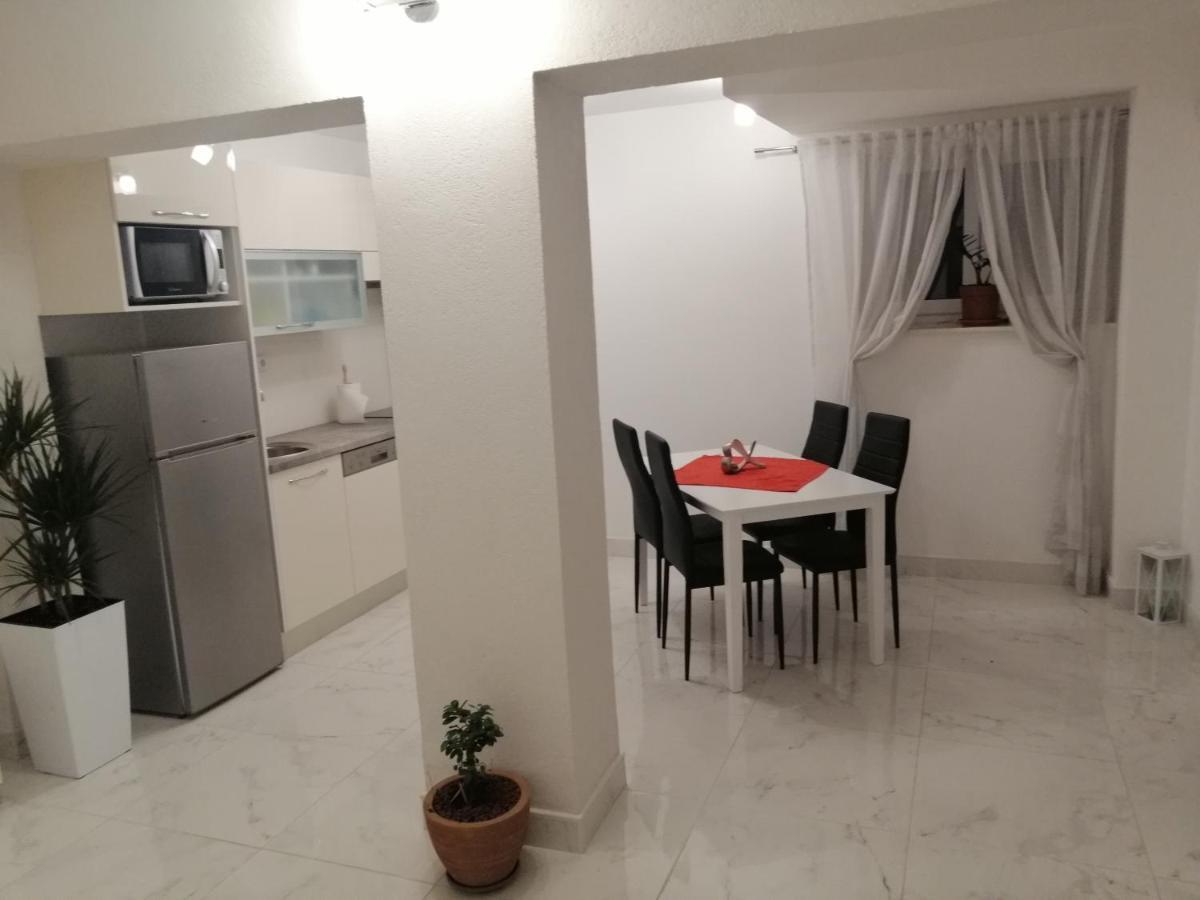 Eden Mediterranean House Vrsine 외부 사진