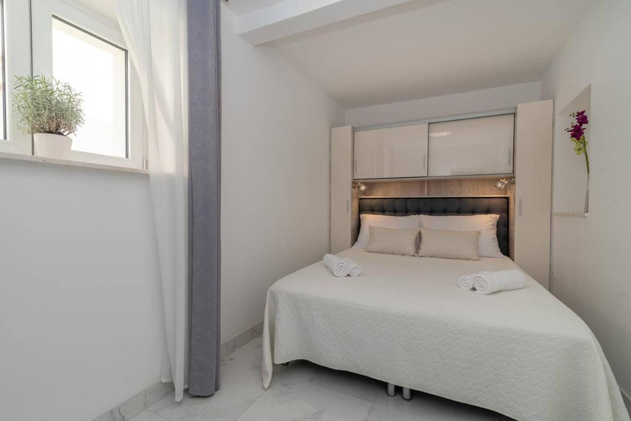 Eden Mediterranean House Vrsine 외부 사진